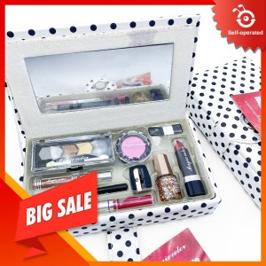 MAGIC COLOR Cosmetic Set With 9 Makeup Products