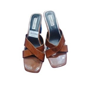 Female slippers