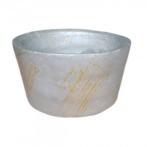 Round flower vase