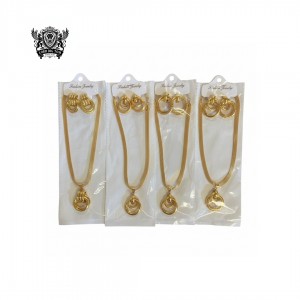 FASHION GOLD NECKLACE