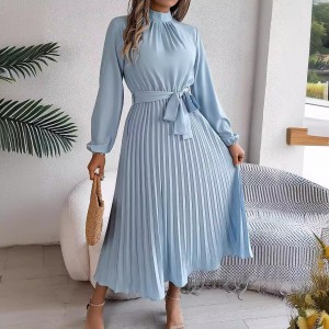Elegant Pleated Midi Dress