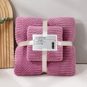 Ultra-Plush Textured Bath Towel Duo
